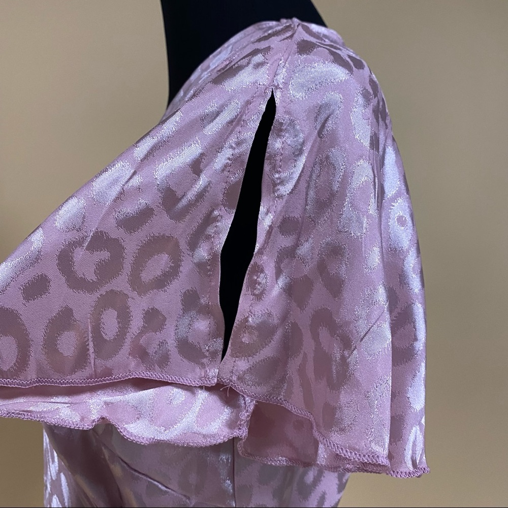 Simplee Dusty Pink Leopard Asymmetrical Ruffle Hem Wrap Belted Satin Dress Sz L - Picture 9 of 14